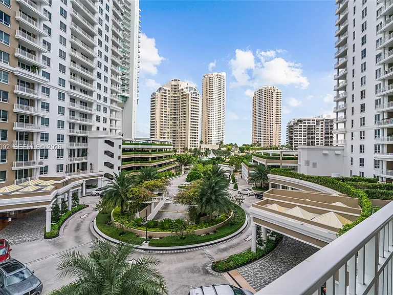 701 Brickell Key Blvd #604 — Photo 41