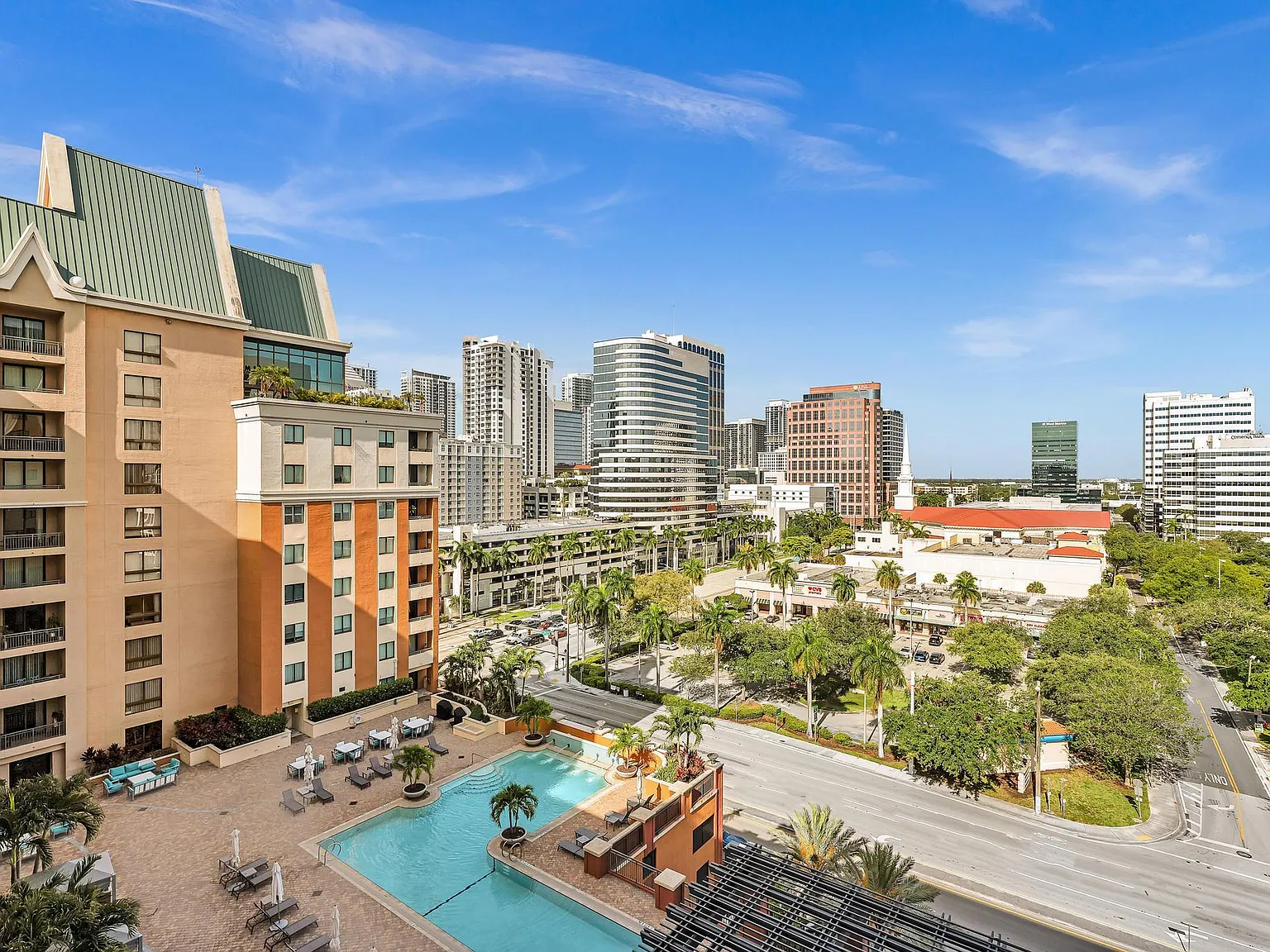 The Waverly at Las Olas — Photo 2