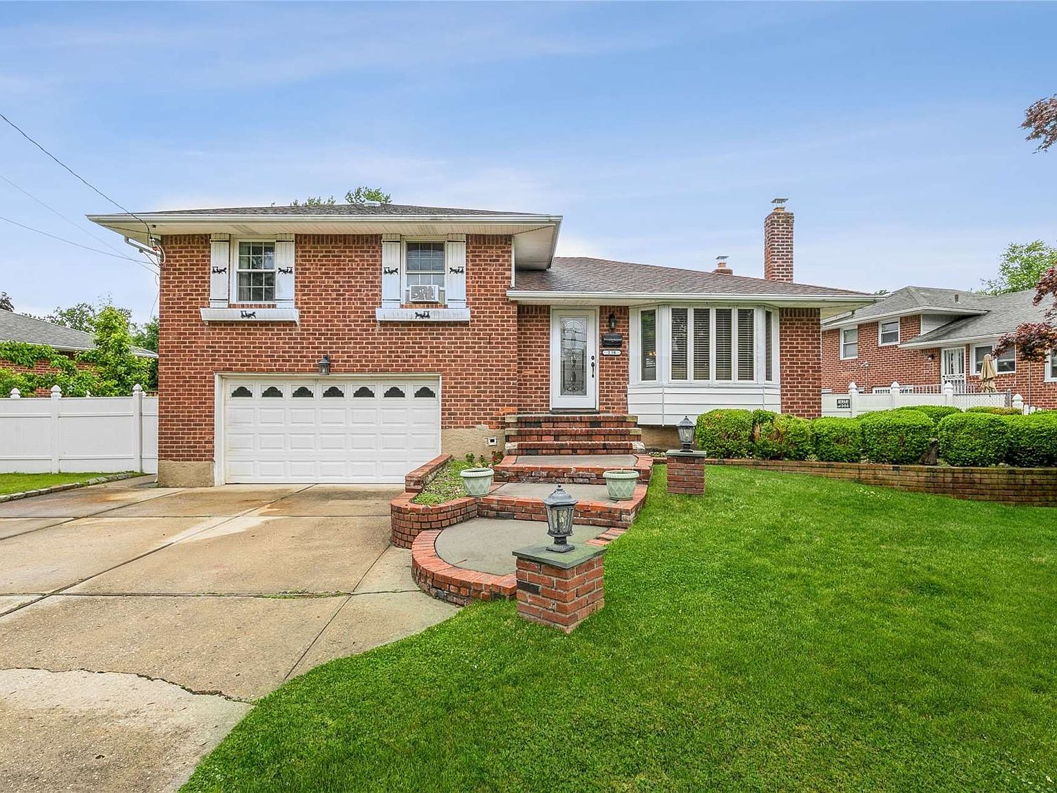 238 Jerome Street, Syosset, NY 11791 Zillow