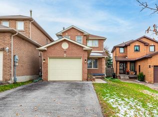 10 Laidlaw Dr, Barrie, ON L4N7S1