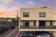 photo property thumbnail