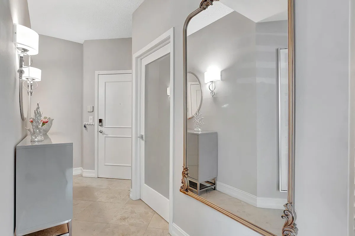 Building Photo - 3606 S Ocean Blvd #108