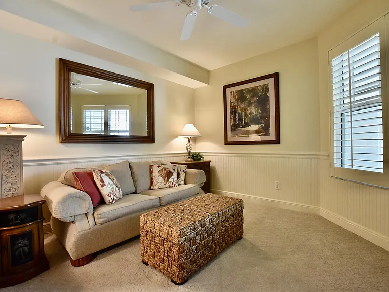 430 Cove Tower Dr #1-302 — Photo 9