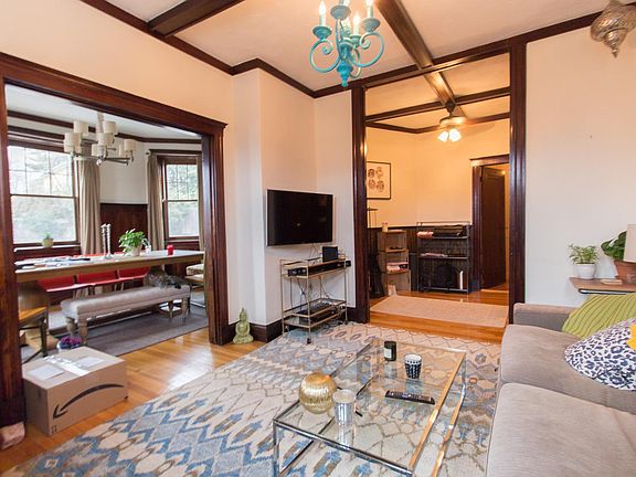 2nd image of 294 Mount Auburn St #1