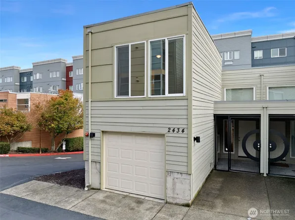 2434 Yakima Court, Tacoma, WA 98405