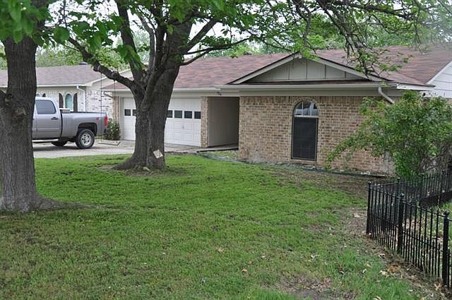 1st image of 704 Bridle Ave