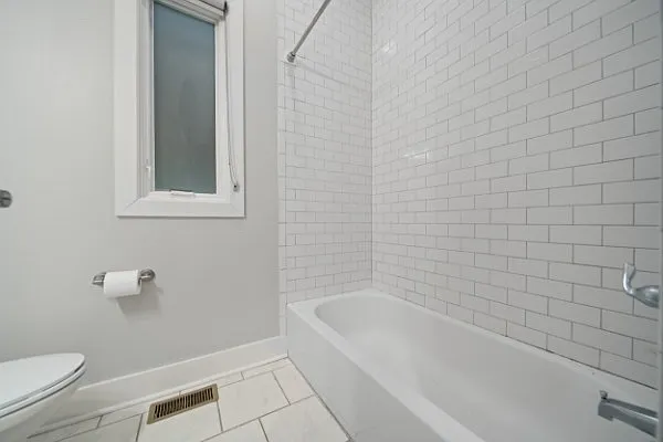 1074 2nd Ave S #A — Photo 20