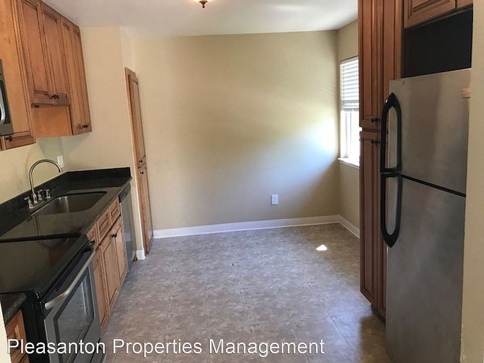 Pleasanton Ave., 4458 Pleasanton 4458 Pleasanton Ave Pleasanton CA