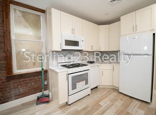 28-13 Astoria Blvd #2R, Astoria, NY 11102