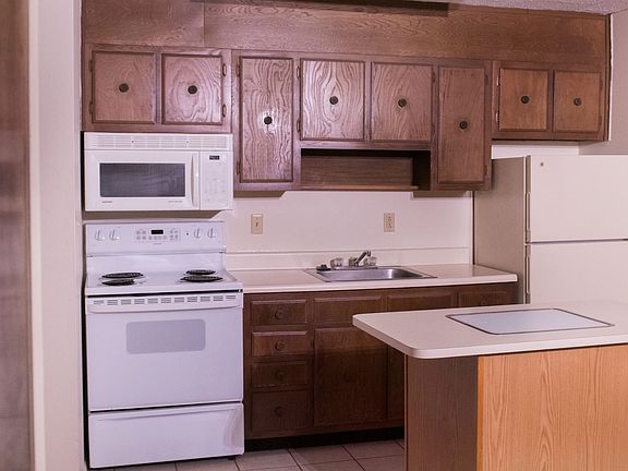 4th image of 235 E Fairmount Ave #206
