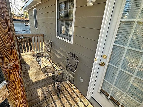 5th image of 1684 Milledge Avenue Ext