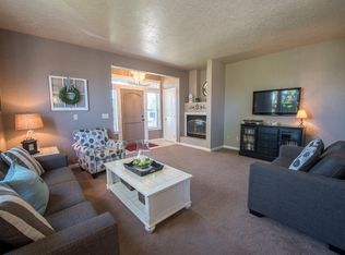 2212 SW Metolius Ct, Redmond, OR 97756