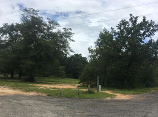 76 Danny Dr, Defuniak Springs, FL 32433