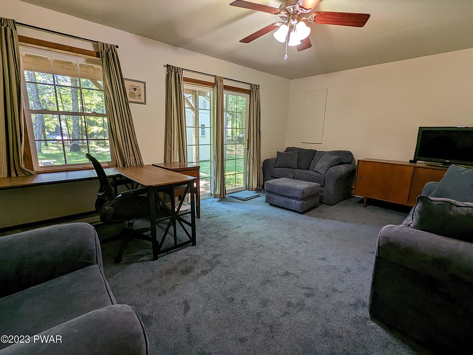 121 Maple St Dingmans Ferry, PA, 18328 Apartments for Rent Zillow