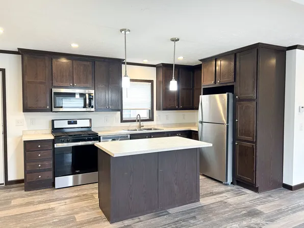 PG B947P Plan, Eaton Pine Village