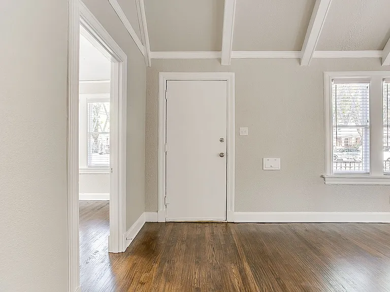 3257 Greene Ave #FULL — Photo 32