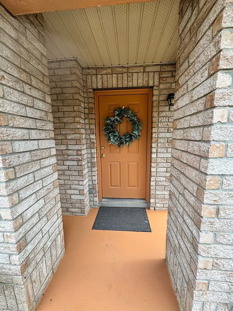 Spacious 3-Bedroom Home in Prime Location | Available Early October — Photo 4