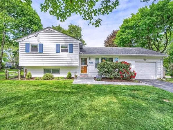 3381 N Deerfield Avenue, Yorktown Heights, NY 10598