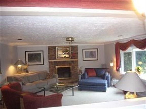 3rd image of 14196 Trenton Ave