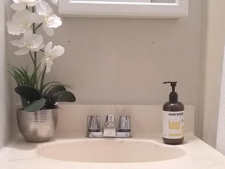 Private en suite bathroom