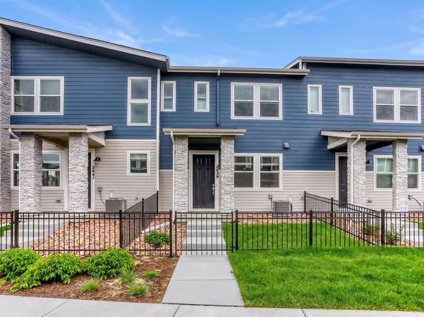2839 Bear Springs Cir, Longmont, CO 80503