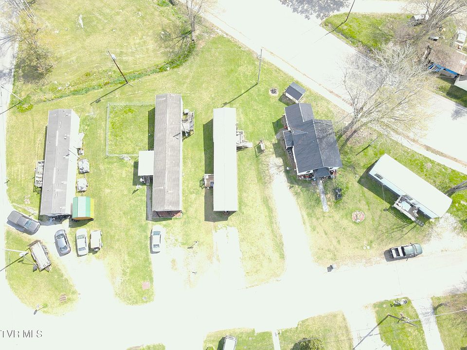 1st image of 2828 4th Ave E