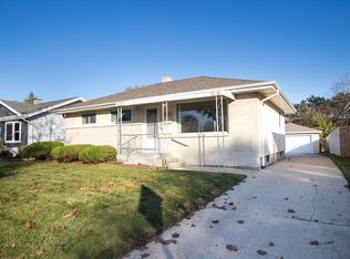 6706 S 17th St, Milwaukee, WI 53221