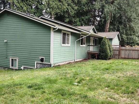 2nd image of 28802 State Highway 104 NE