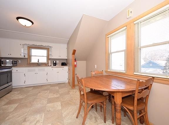 4th image of 2444 N 72nd St