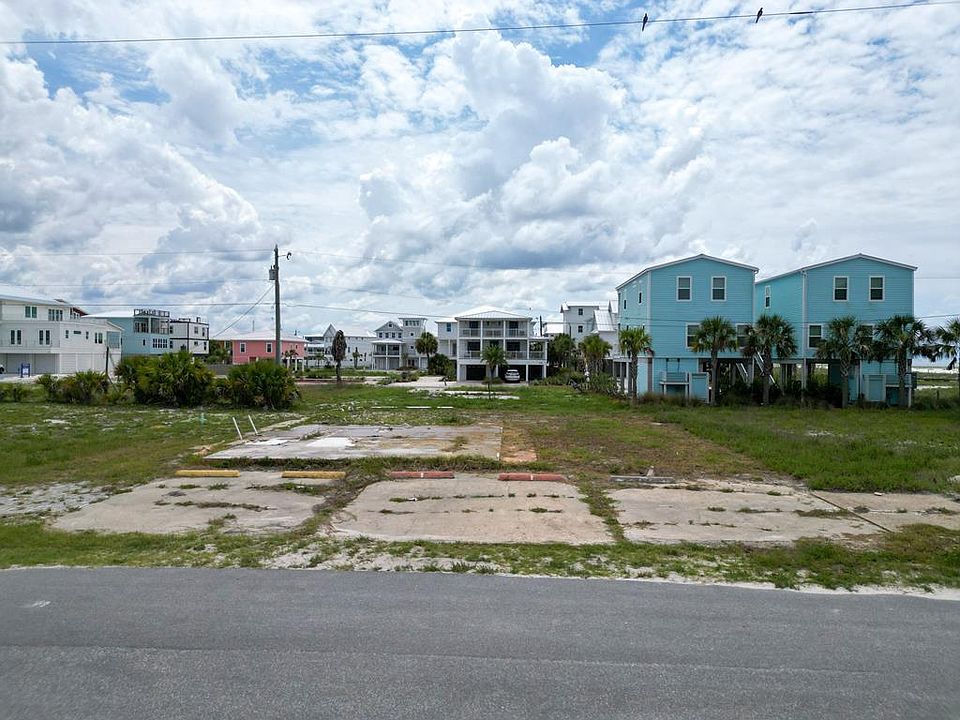 1st image of 119 42nd St