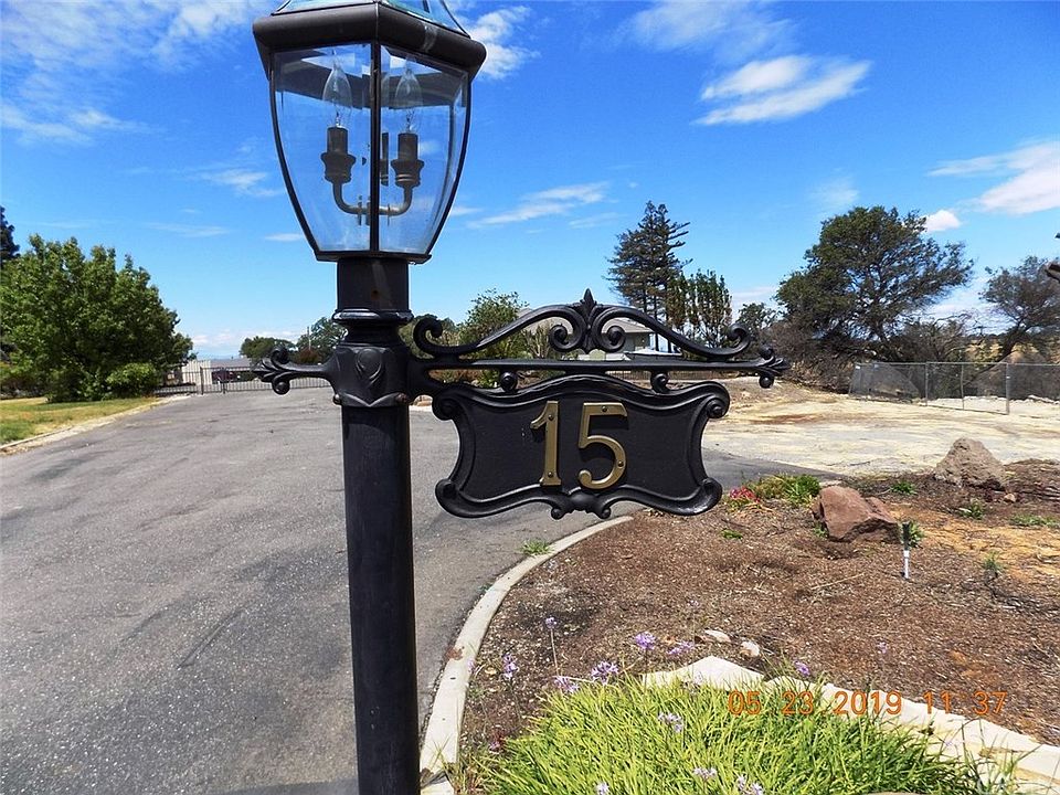 1st image of 15 Eagle Nest Dr