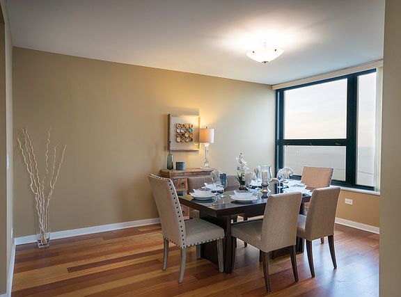 2nd image of 1160 S Michigan Ave APT 3701