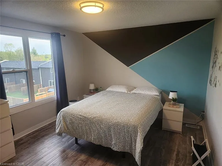 135 Chalmers St S #72 — Photo 8