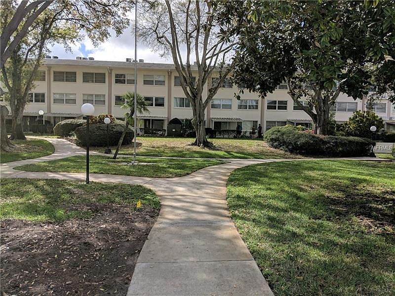 1st image of 1235 S Highland Ave #1207