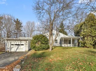 24 Ann Dr, Pittsfield, MA 01201
