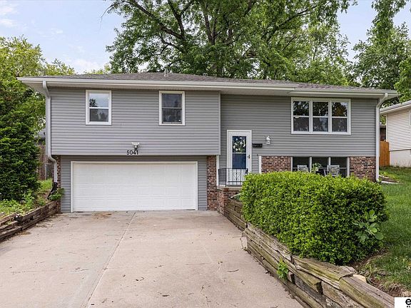 2nd image of 5041 S 93rd St