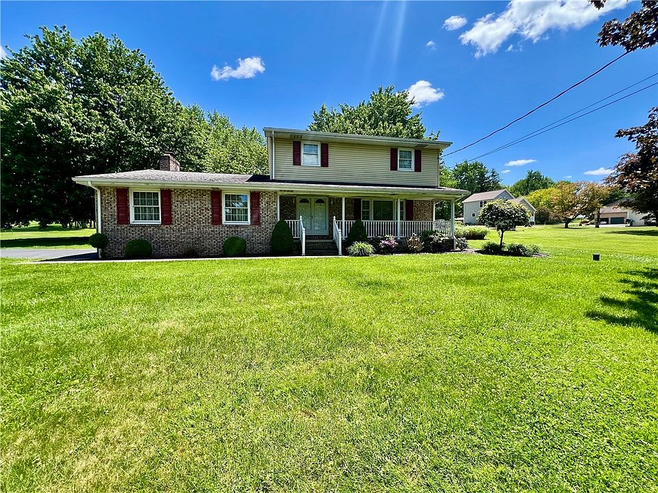 1st image of 156 Clarksen Dr
