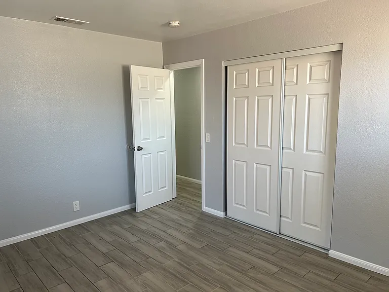 16578 Vine St #A — Photo 20