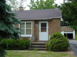 2009 91st St, Pleasant Prairie, WI 53158