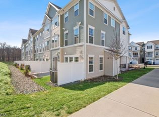 102 IRIS COURT, Warren Twp., NJ 07059