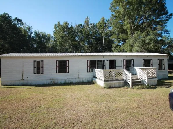 585 Hutcheson Rd, Baxley, GA 31513