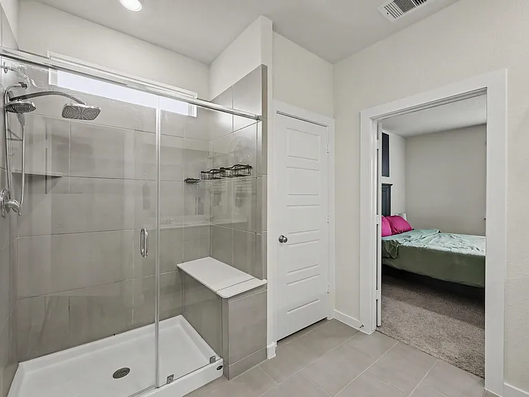 1701 Cayden Oak Ln — Photo 12