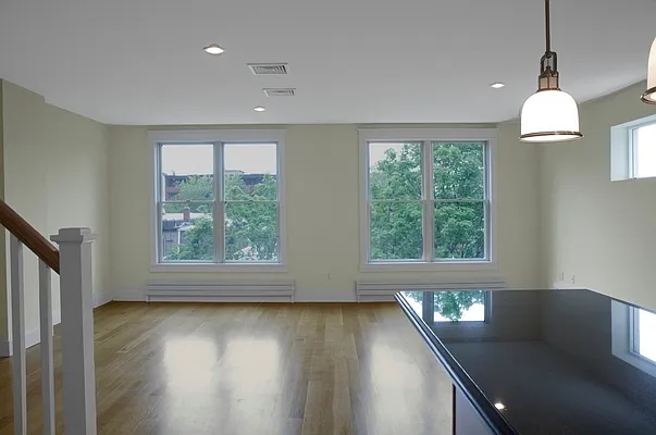 Rented by Compass | media 41