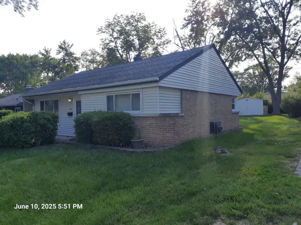 6 Marquette Pl, Park Forest, IL 60466