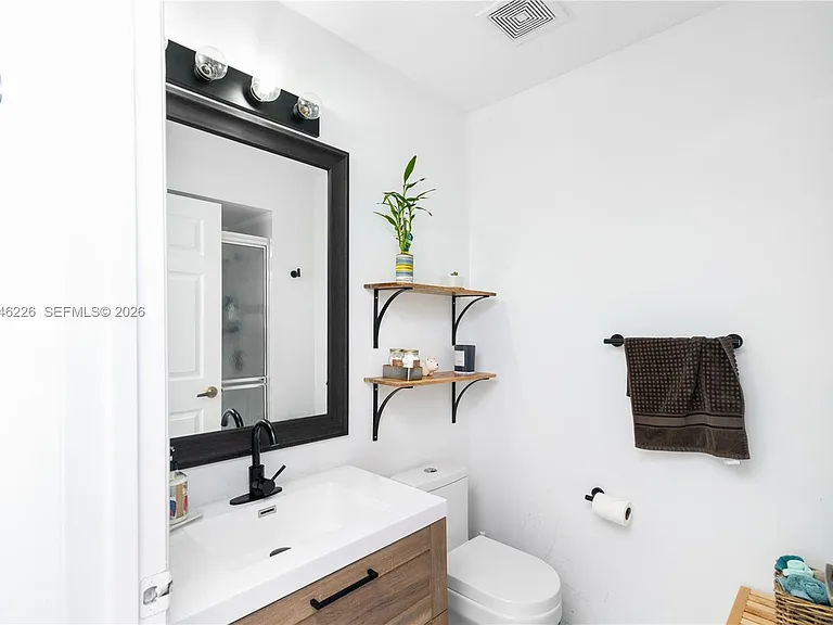 14275 NW 18th Pl — Photo 18