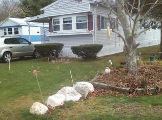 1 Clems Way, Acushnet, MA 02743