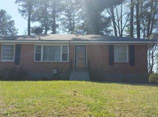 1081 S Parkwood Dr, Forest Park, GA 30297