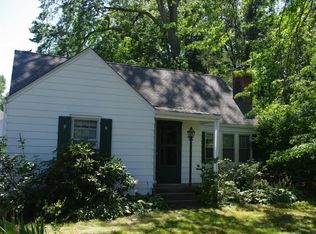 15 Florence St, West Hartford, CT 06110