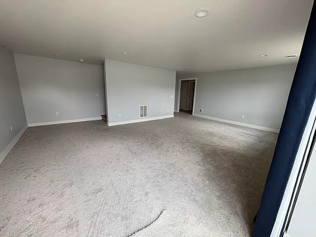 2701 Skyview Ln — Photo 9