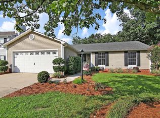 204 Okehampton Dr, Goose Creek, SC 29445